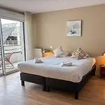 Les Boreales - & Restaurant 公寓式酒店 4*
