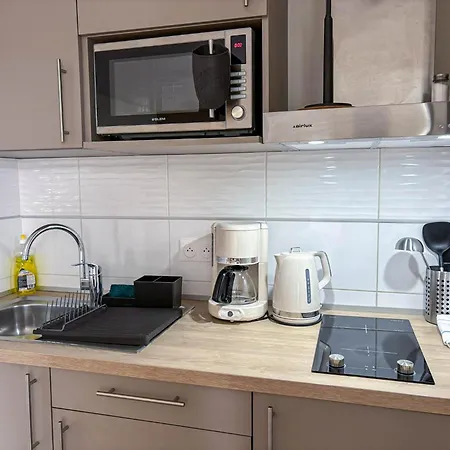 Aparthotel Résidence Services Seniors Les Boréales 4*