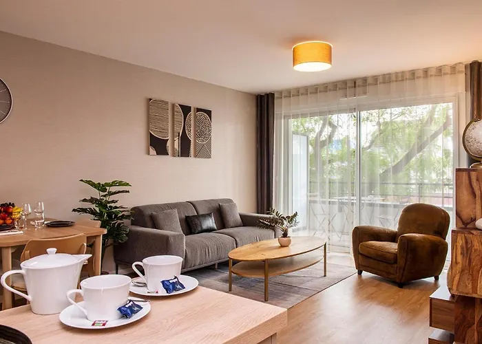 Appart hôtel Résidence Services Seniors Les Boréales 4*