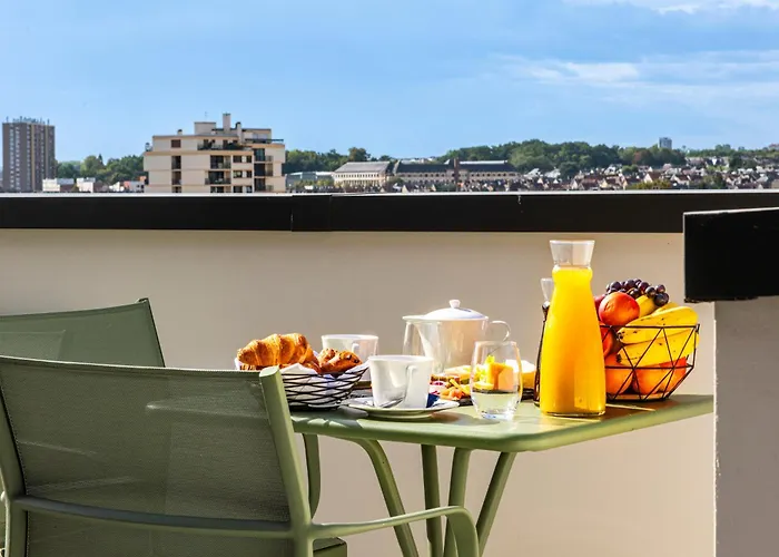 Résidence Services Seniors Les Boréales 4*