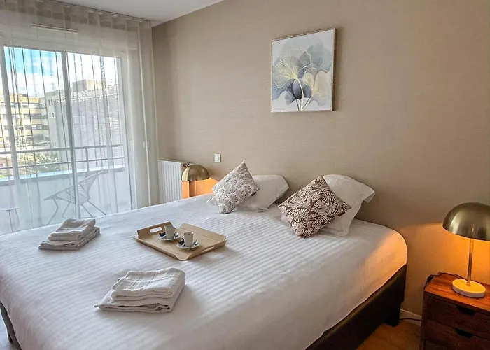 Résidence Services Seniors Les Boréales Appart hôtel 4*